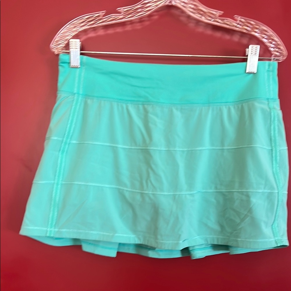 Lululemon Size 8 Turquoise Tennis Skort